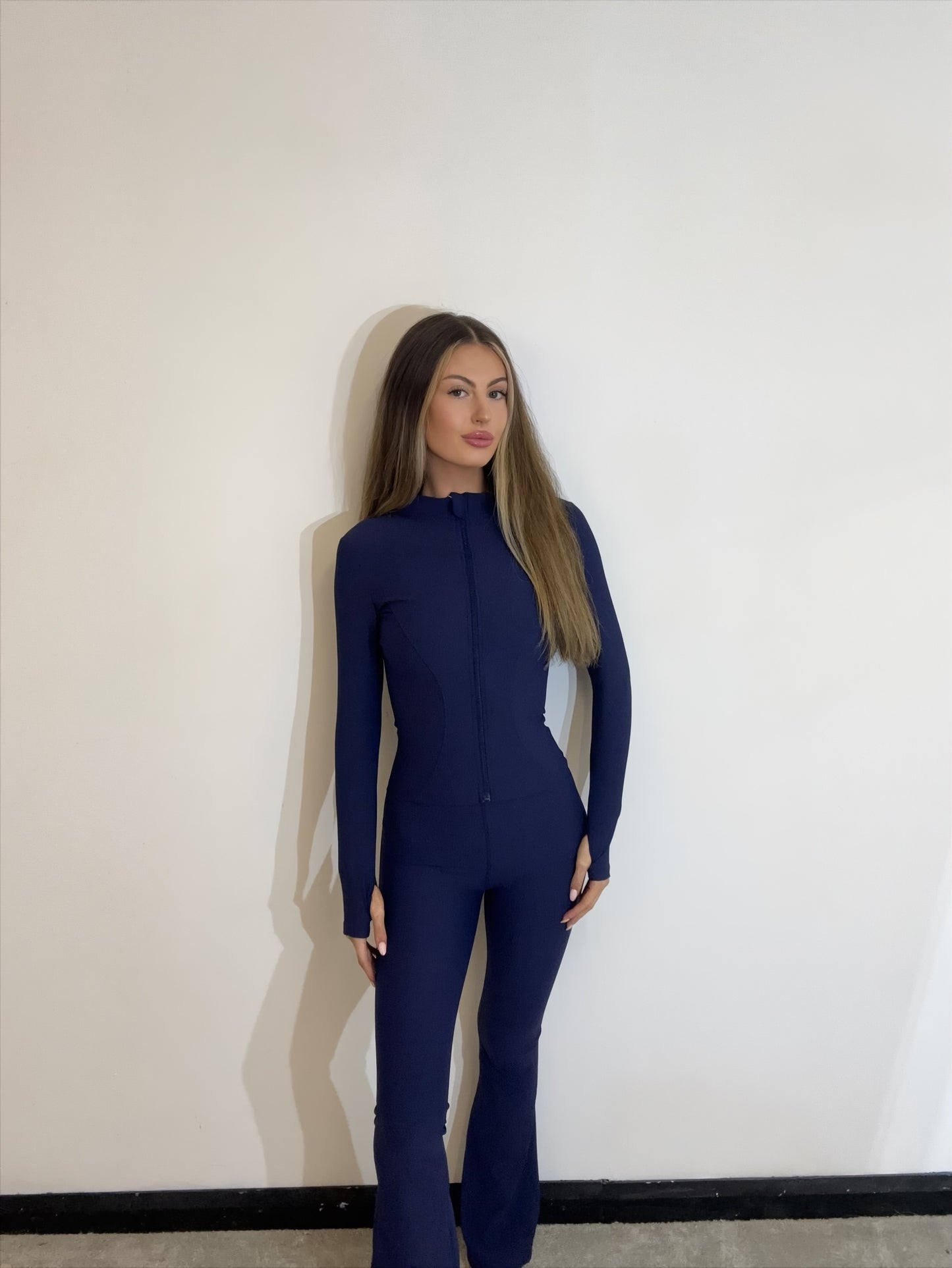 Ribbed Contouring Sports Jacket and Flared Leg Leggings Two Piece Gym Set