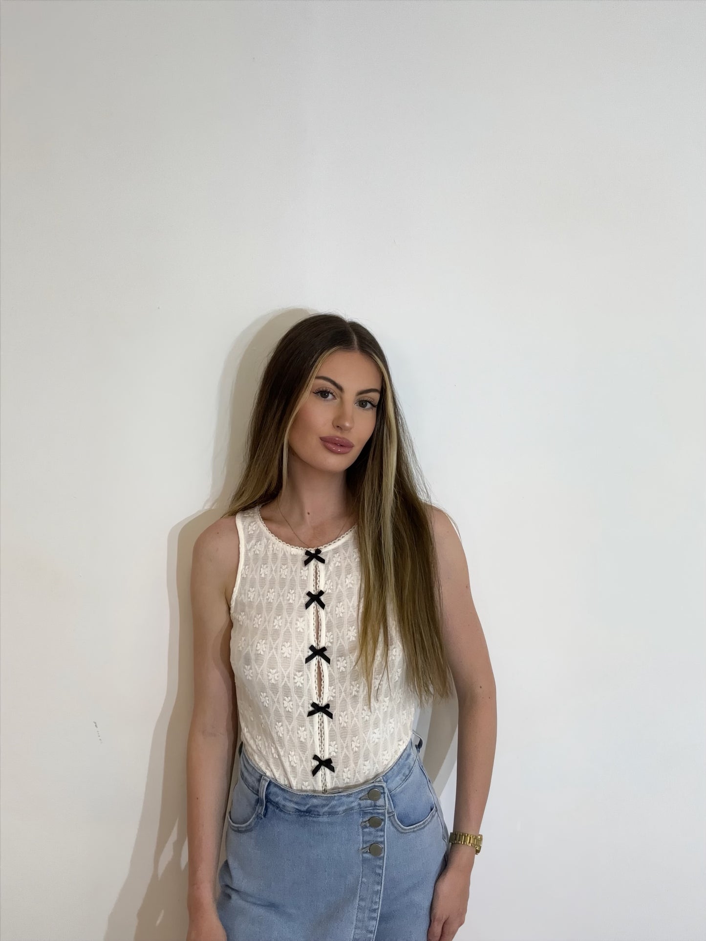 Dainty High Neck Contrast Bow Detail Bodysuit