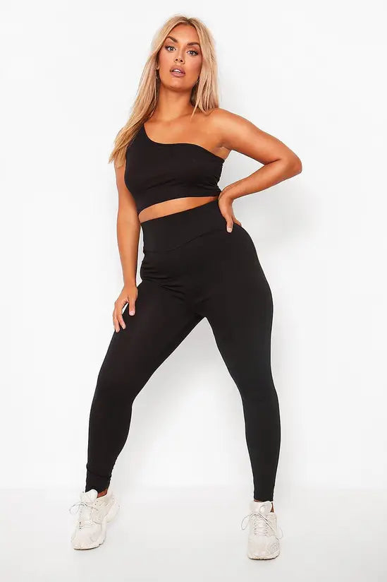 100 Piece Plus Size + Maternity Boohoo and PLT Womens clothing wholesale bundle